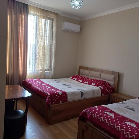 Mate'S Guest House كوبوليتي المظهر الخارجي الصورة
