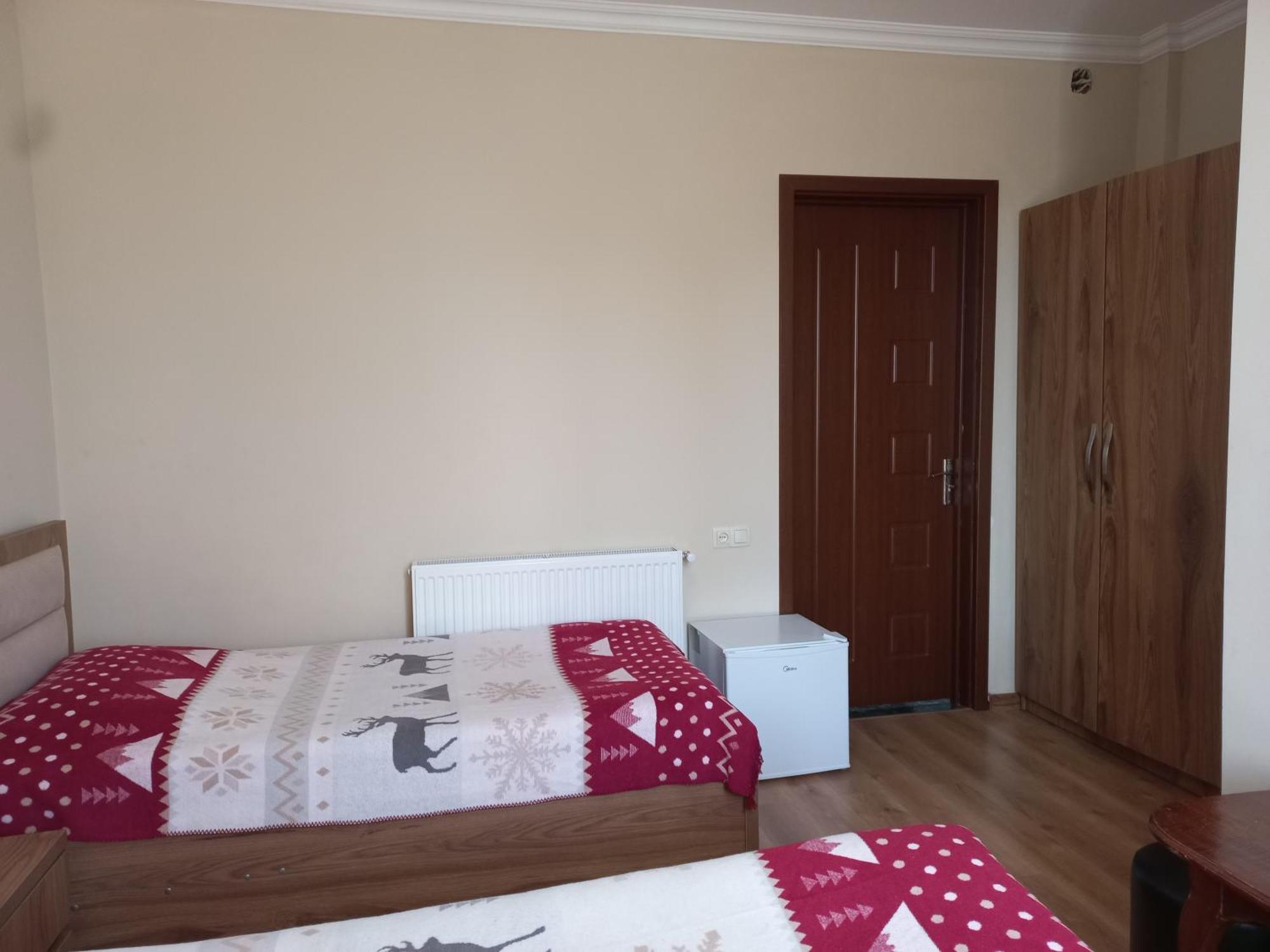 Mate'S Guest House كوبوليتي المظهر الخارجي الصورة